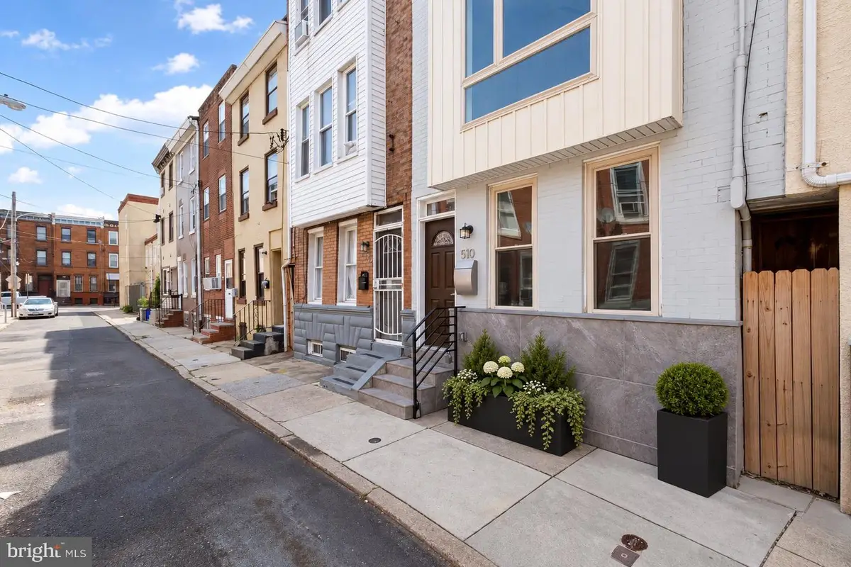 510 Mountain St, Philadelphia, PA 19148 - #1
