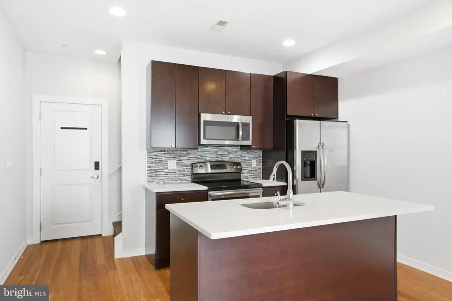 837 N 16th St #4, Philadelphia, PA 19130 - #3