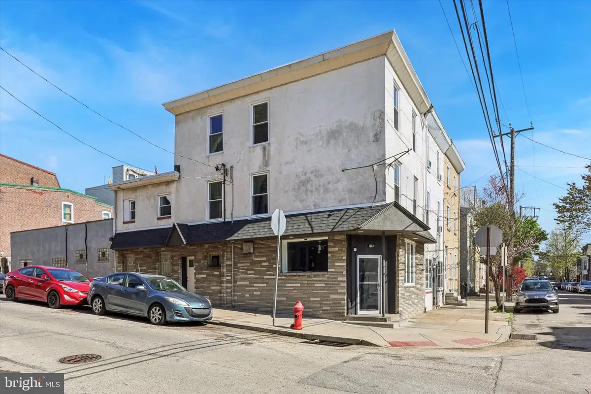 3847 Terrace St, Philadelphia, PA 19128 - #1