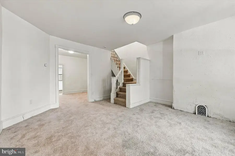 6014 Delancey St, Philadelphia, PA 19143 - #2