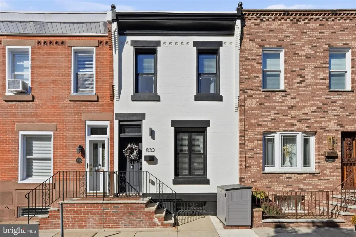 832 Pennock St, Philadelphia, PA 19130 - #1