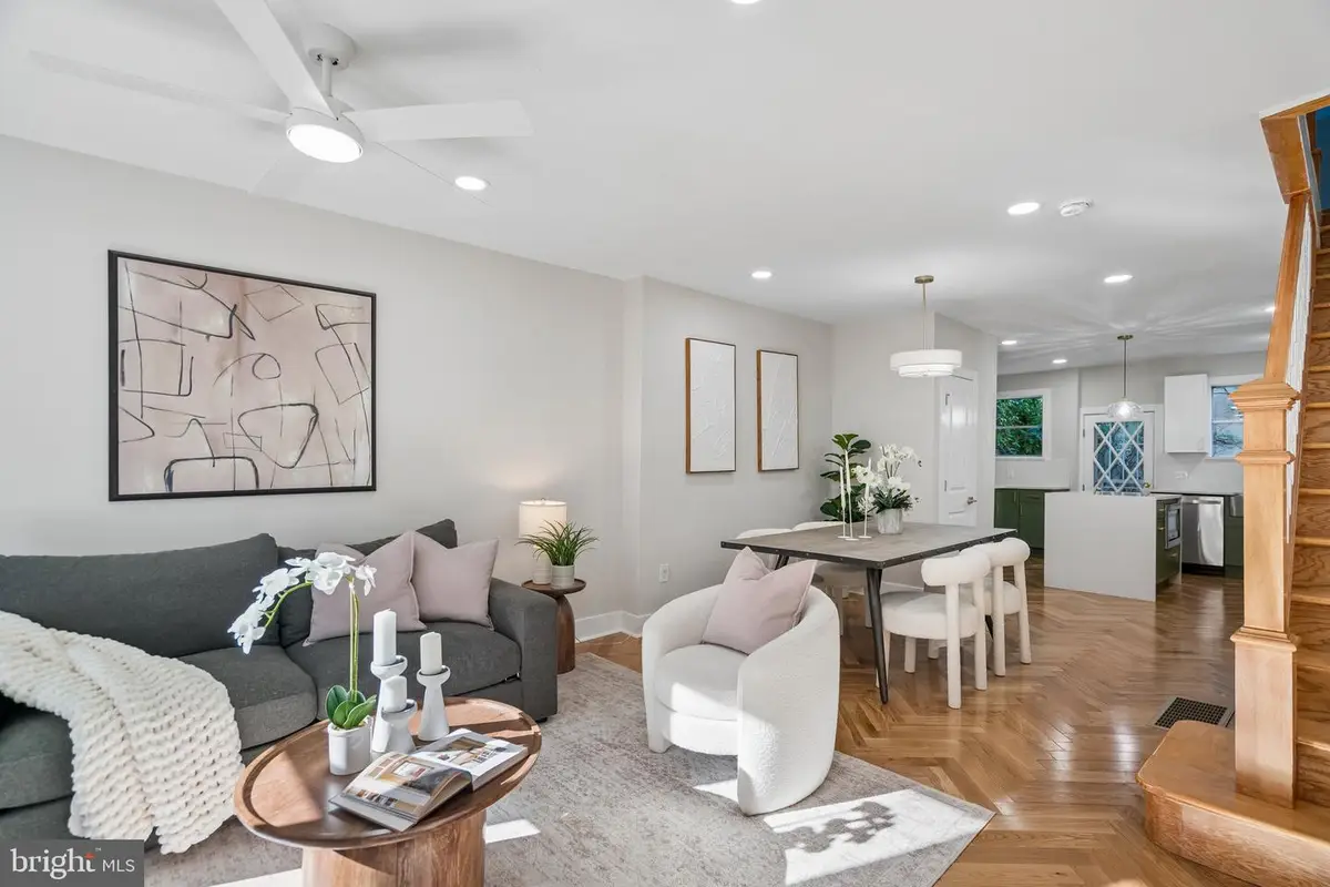 1033 Carpenter St, Philadelphia, PA 19147 - #1