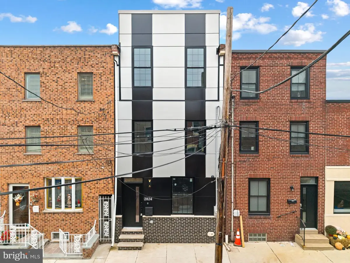 2824 Belgrade St, Philadelphia, PA 19134 - #1