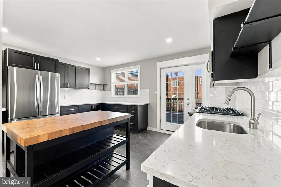 3624 Winona St, Philadelphia, PA 19129 - #2