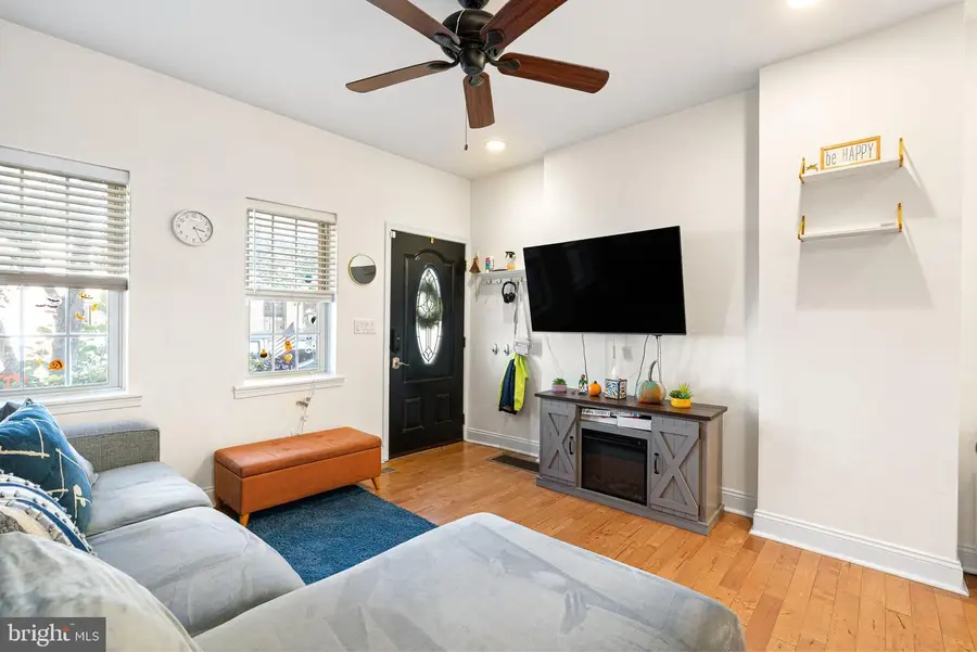 1306 E Berks St, Philadelphia, PA 19125 - #3