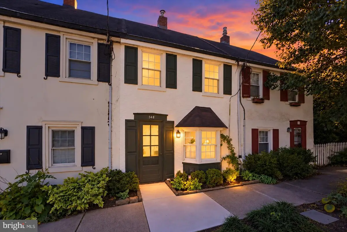 148 E Hartwell Ln, Philadelphia, PA 19118 - #1
