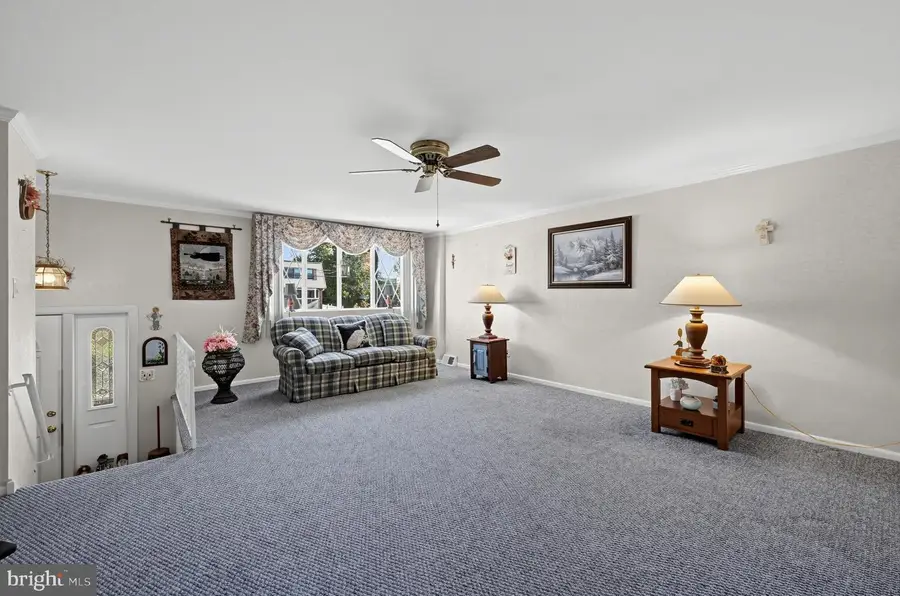 4210 Fairdale Rd, Philadelphia, PA 19154 - #3