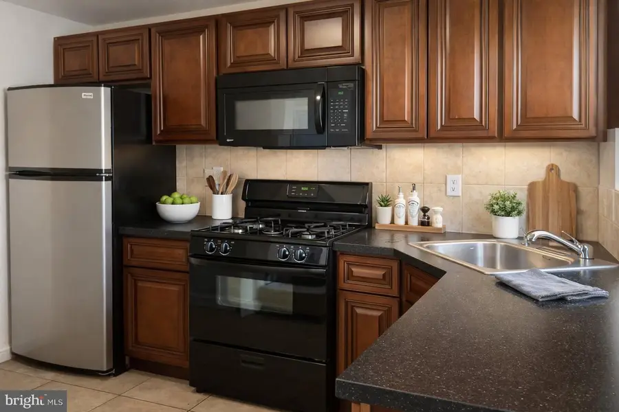 4225 Filbert St, Philadelphia, PA 19104 - #3