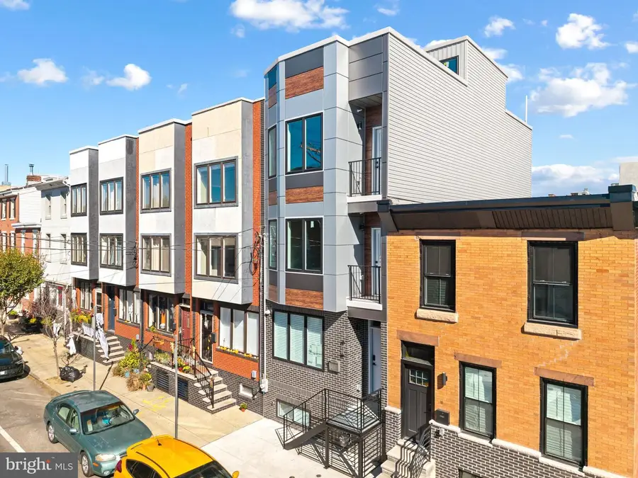 2327 E Dauphin St, Philadelphia, PA 19125 - #2
