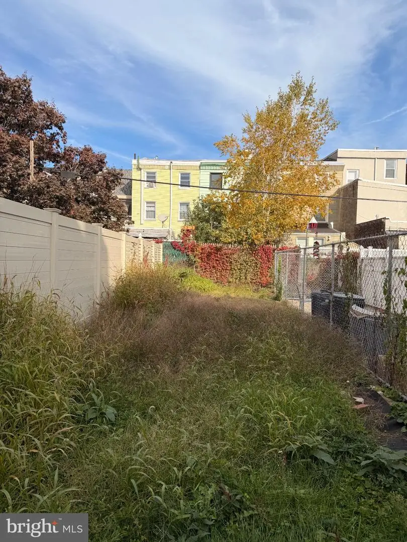 1327 E Oxford St, Philadelphia, PA 19125 - #3