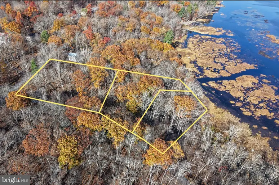 00 Westcolang Cir, Lords Valley, PA 18428 - Image #2