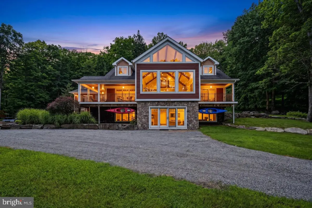 614 Masthope Plank Rd, Lackawaxen, PA 18435 - #1