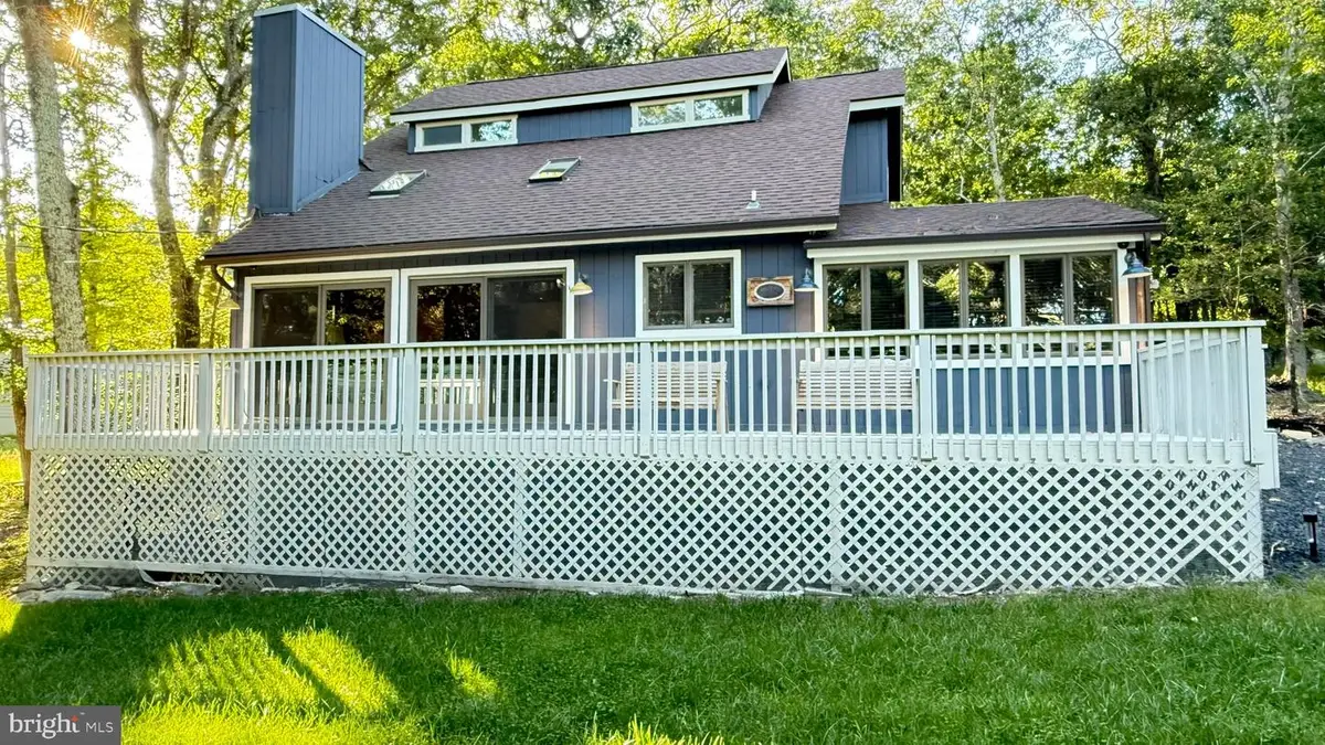 2120 Apley Dr, Bushkill, PA 18324 - #1