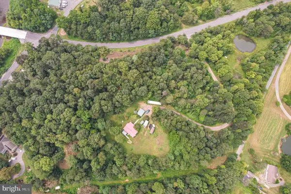 401 Weavers Mill Rd, LANDISBURG, PA 17040