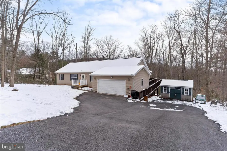 1565 Fox Hollow Rd, Shermans Dale, PA 17090 - Image #3