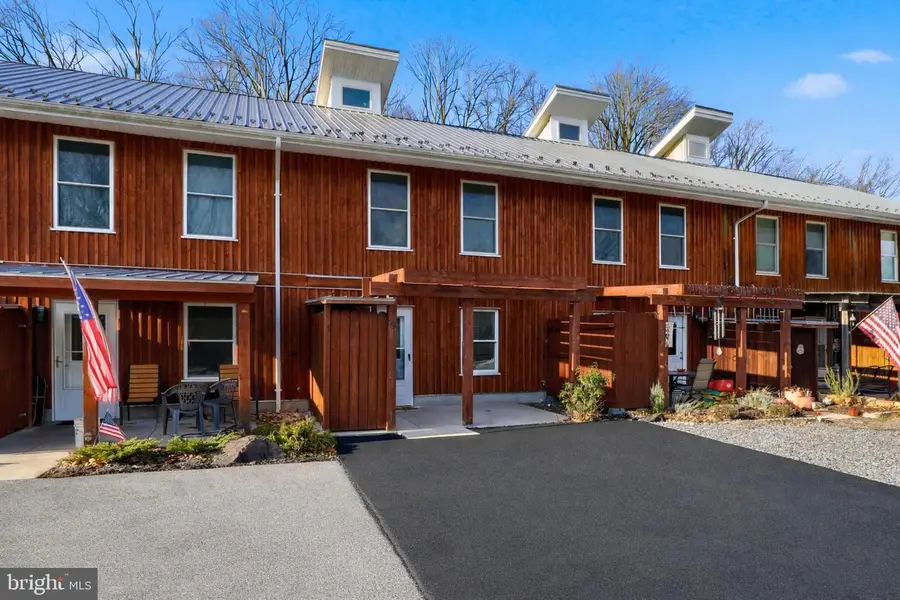 79 Petersburg Ln, Duncannon, PA 17020 - Image #3