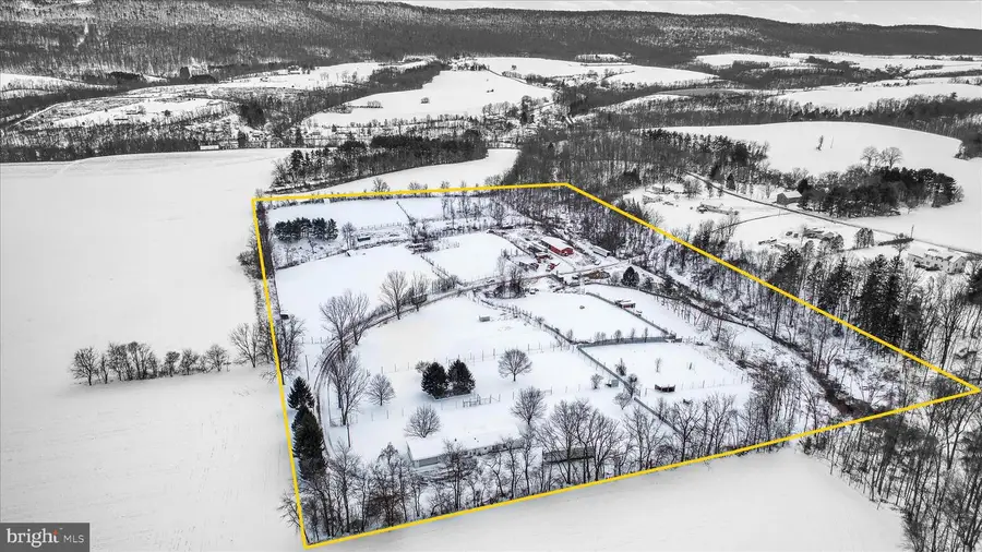 399 Windy Hill Rd, Liverpool, PA 17045 - #2