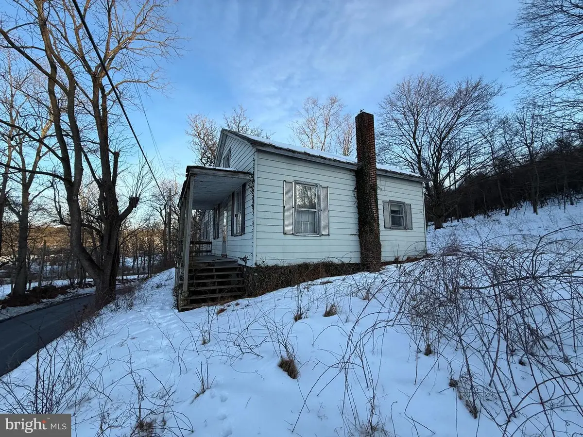 140 Creek Rd, Shermans Dale, PA 17090 - #1