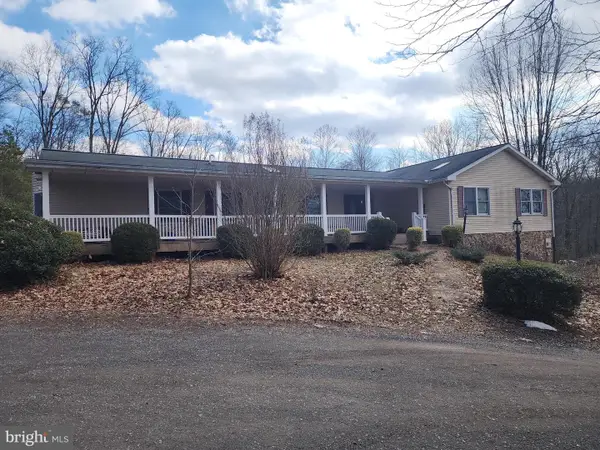429 Dark Hollow Rd, SHERMANS DALE, PA 17090