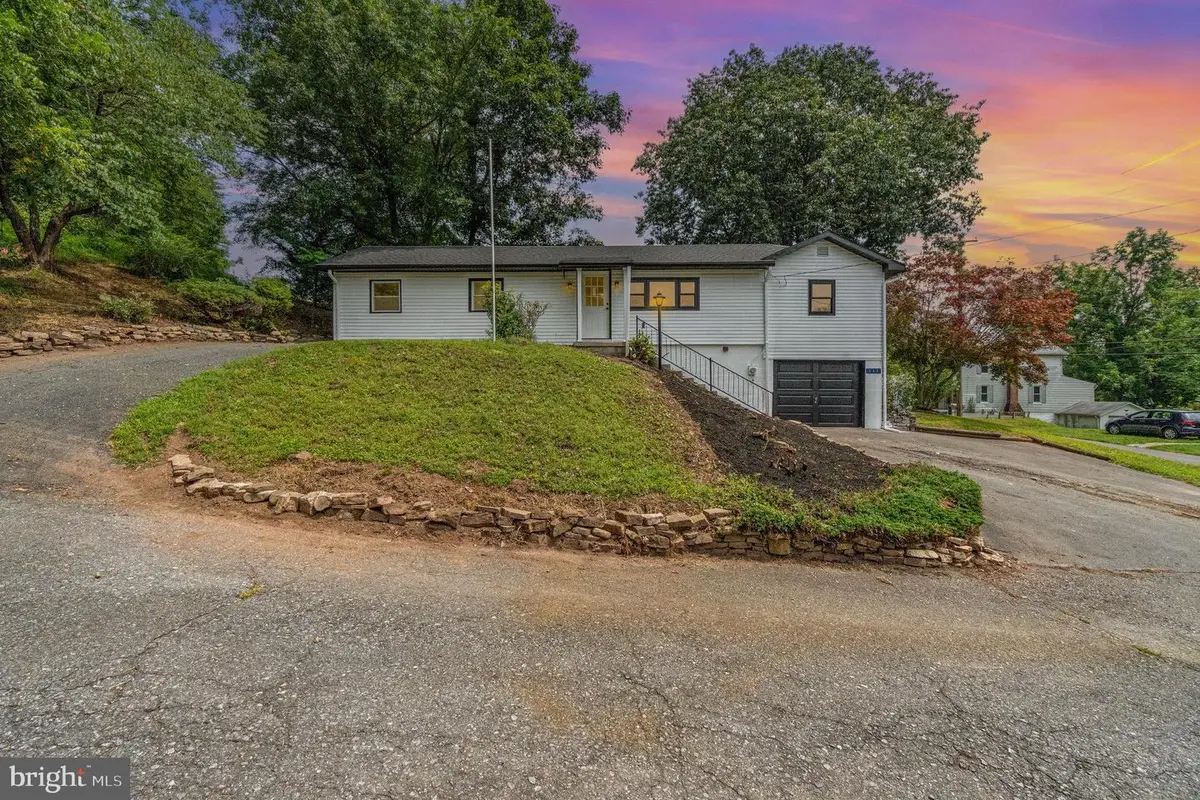 111 Kings Hwy, Marysville, PA 17053 - #1