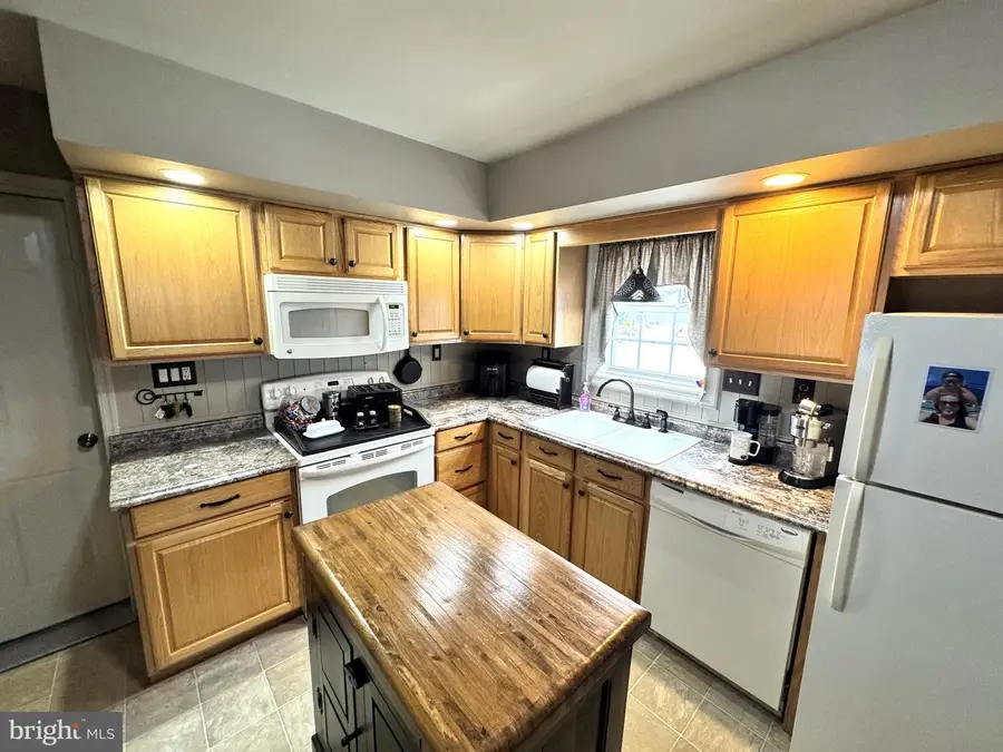 40 Mill St, Duncannon, PA 17020 - #3