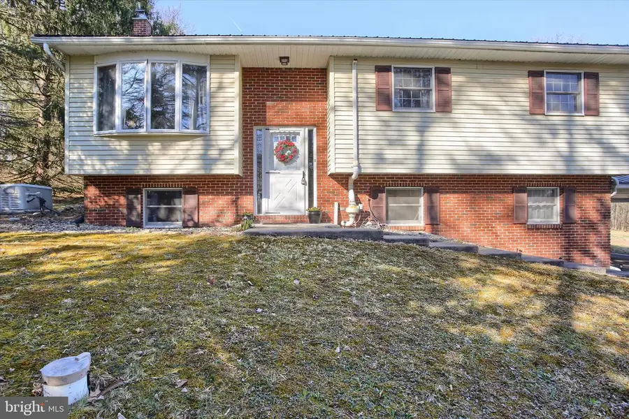 45 Allen Dr, Shermans Dale, PA 17090 - #2