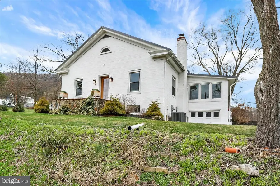 889 Pfoutz Valley Rd, Millerstown, PA 17062 - #2