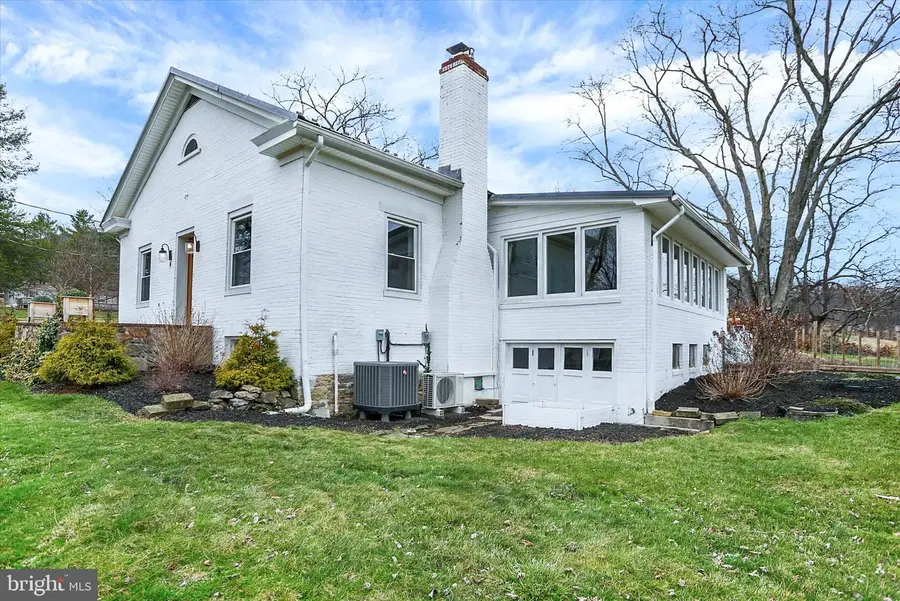 889 Pfoutz Valley Rd, Millerstown, PA 17062 - #3