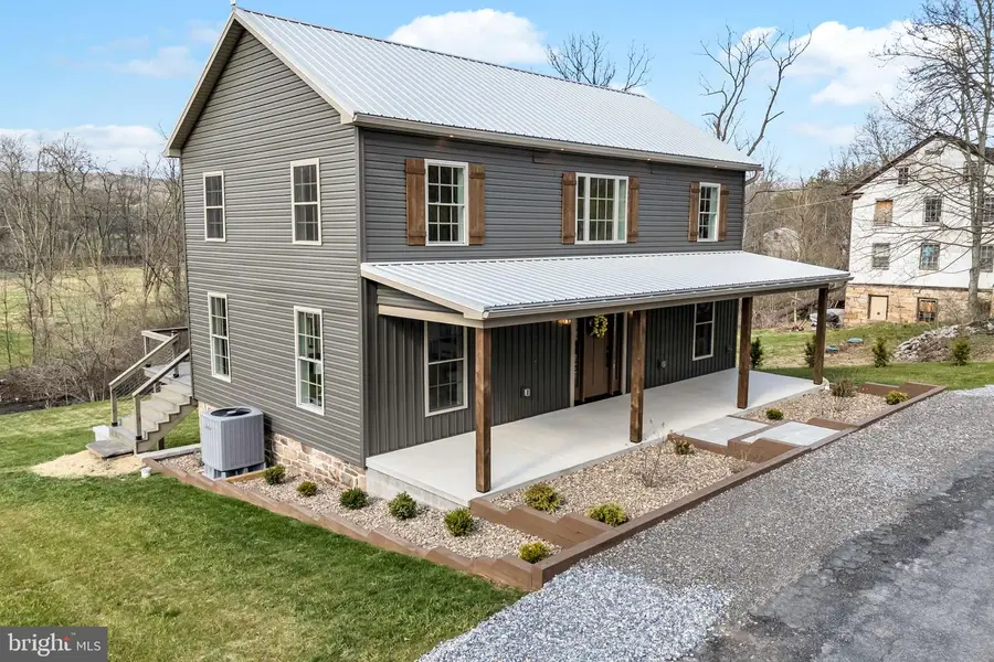 22 Academy Rd, Newport, PA 17074 - #2