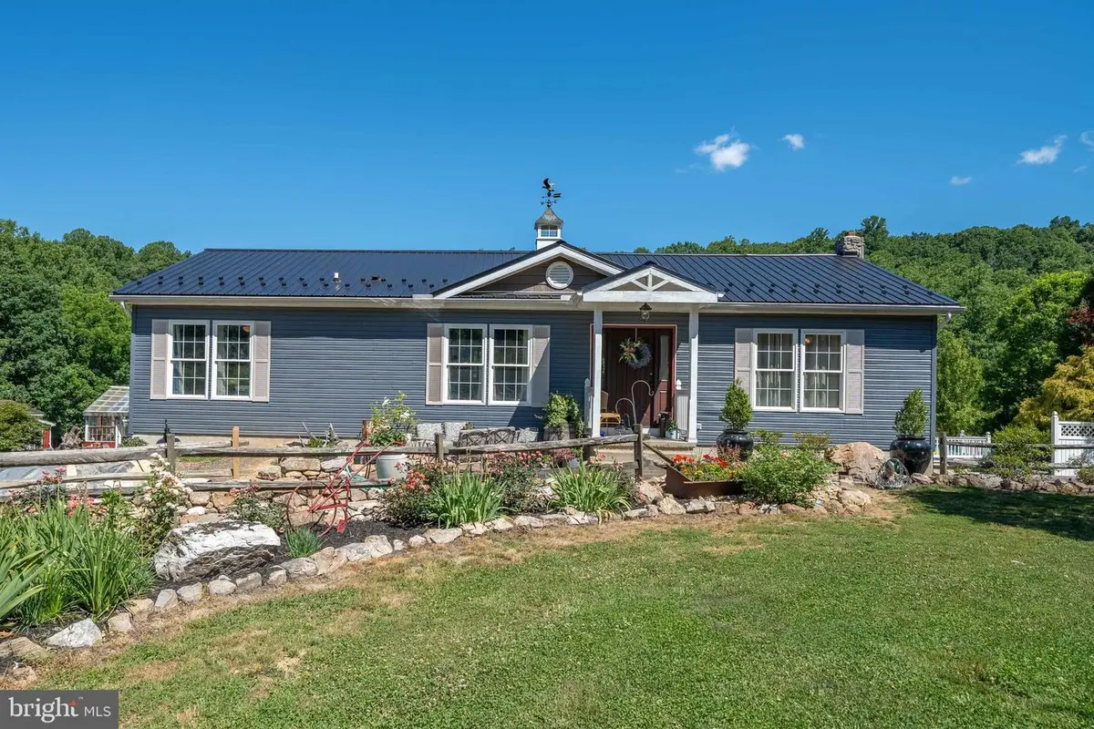 278 Greenbriar Rd, Elliottsburg, PA 17024 - #1