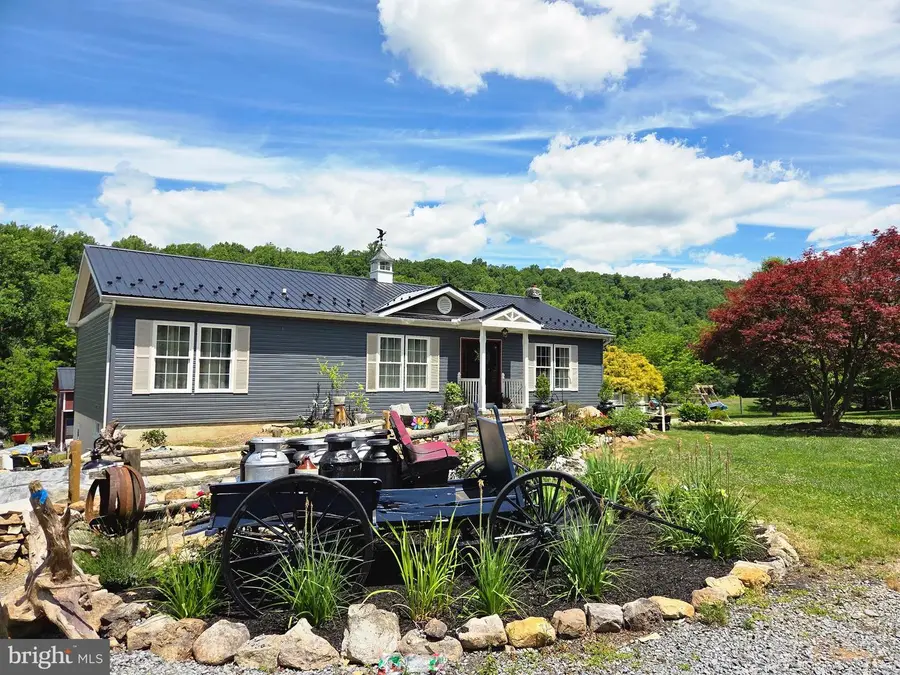 278 Greenbriar Rd, Elliottsburg, PA 17024 - #3