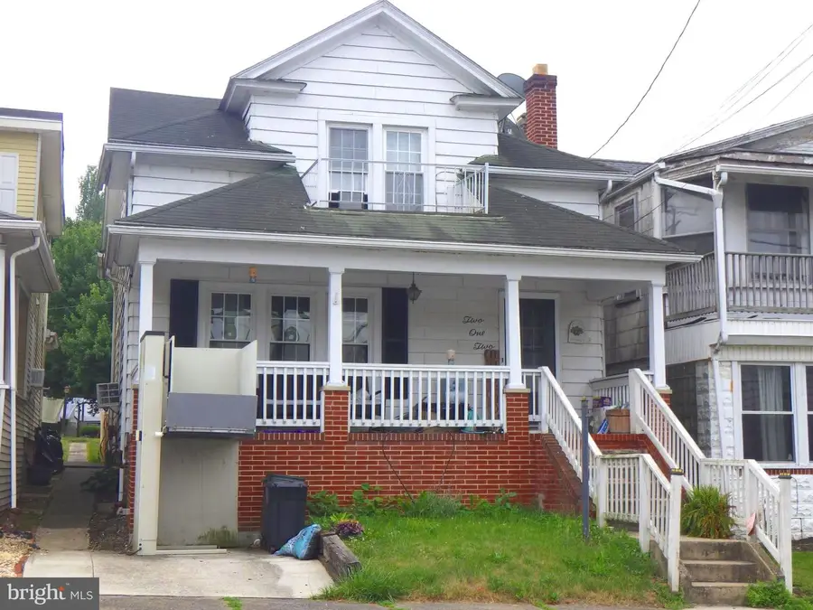 212 E Sunbury St, Millerstown, PA 17062 - #3