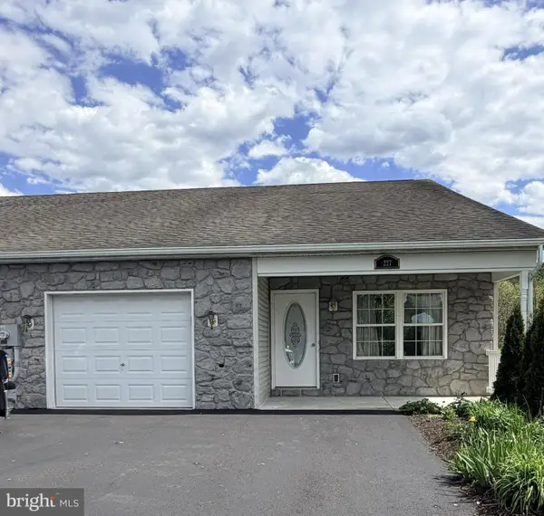 227 Patio Ct, NEW BLOOMFIELD, PA 17068