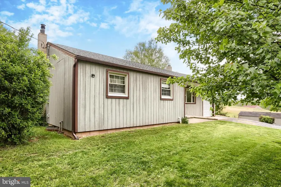 695 Windy Hill Rd, Shermans Dale, PA 17090 - #3