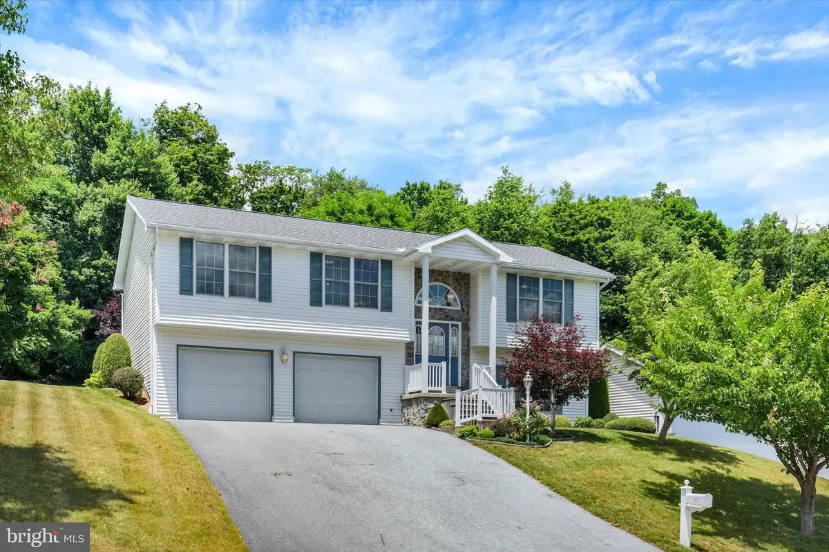 1203 Lincoln St, Duncannon, PA 17020 - #1
