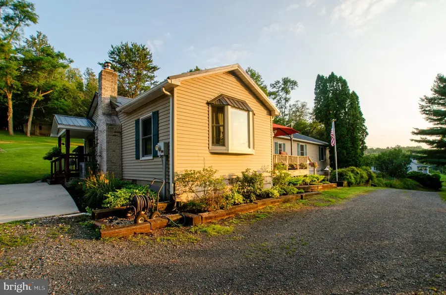 8 Hill Side Dr, Landisburg, PA 17040 - #3