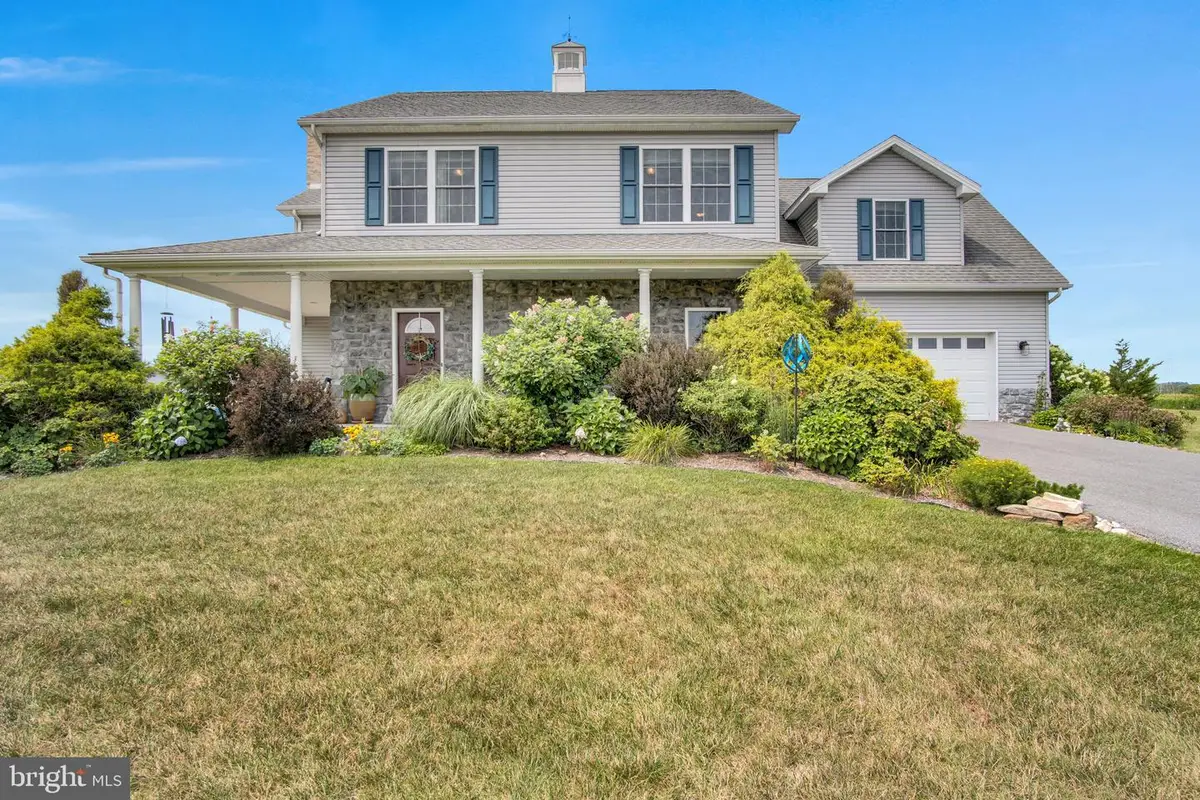20 Bella Terra Dr, Shermans Dale, PA 17090 - #1