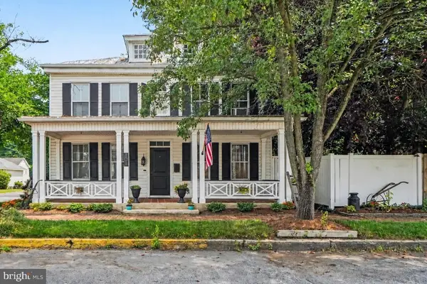 101 S 2nd St, NEWPORT, PA 17074