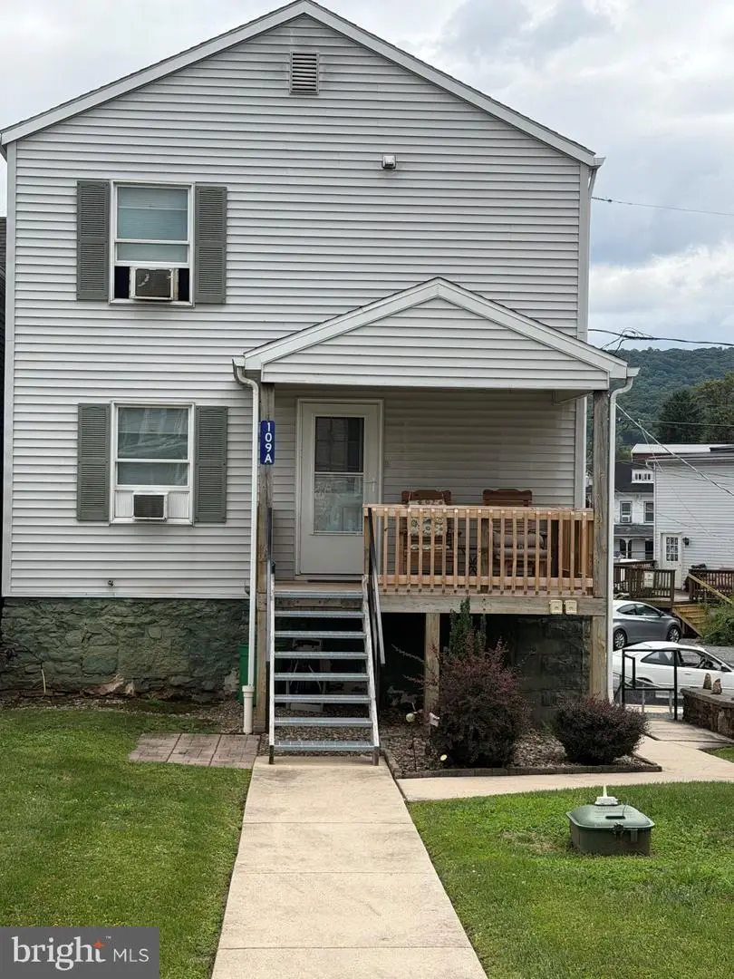 109 Valley St, Marysville, PA 17053 - #2