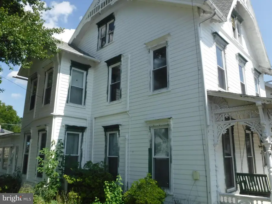 140 W Mcclure St, New Bloomfield, PA 17068 - #3