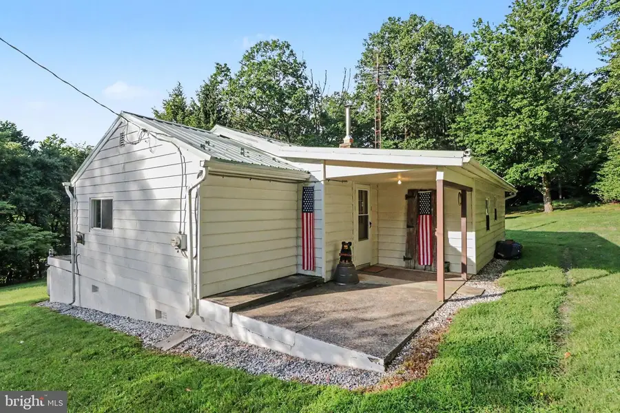 11 Maxwill Ln, Landisburg, PA 17040 - #2