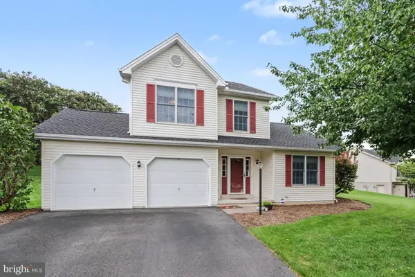 106 Greenwood Ln, MILLERSTOWN, PA 17062