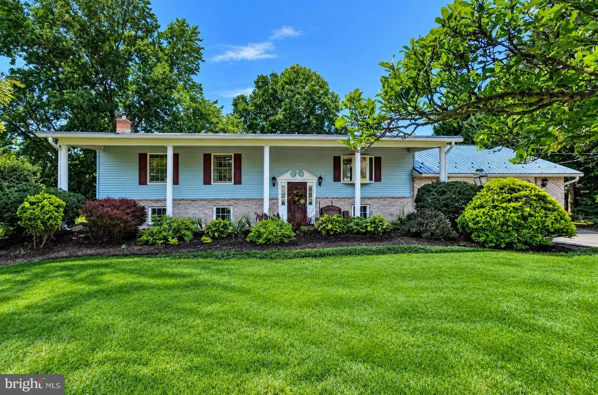 15 Donald St, Shermans Dale, PA 17090 - #1