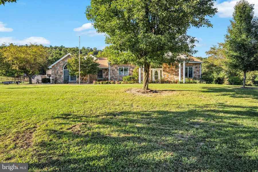 1195 Fox Hollow Rd, Shermans Dale, PA 17090 - #2