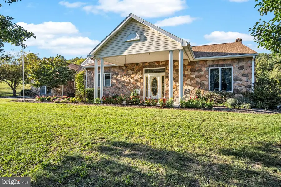 1195 Fox Hollow Rd, Shermans Dale, PA 17090 - #3