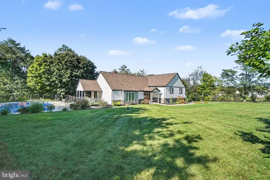 39 Morris Rd, Duncannon, PA 17020 - #2