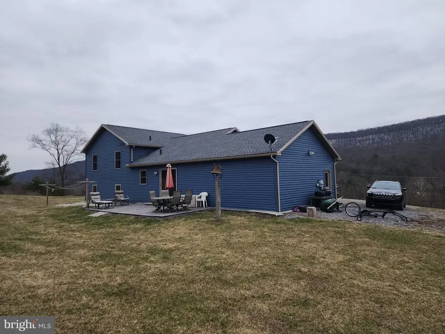 734 Royer Rd, New Bloomfield, PA 17068 - #3