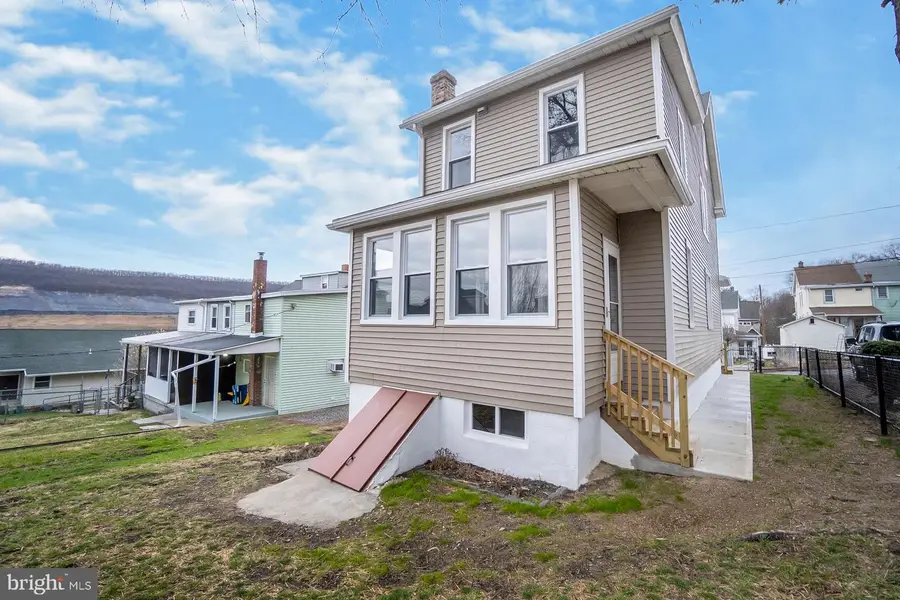 224 Fisher Ave, Coaldale, PA 18218 - #2