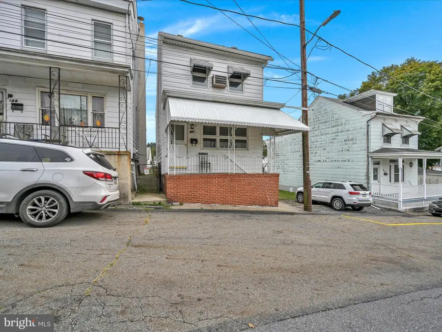 321 Cherry St, Minersville, PA 17954 - Image #3