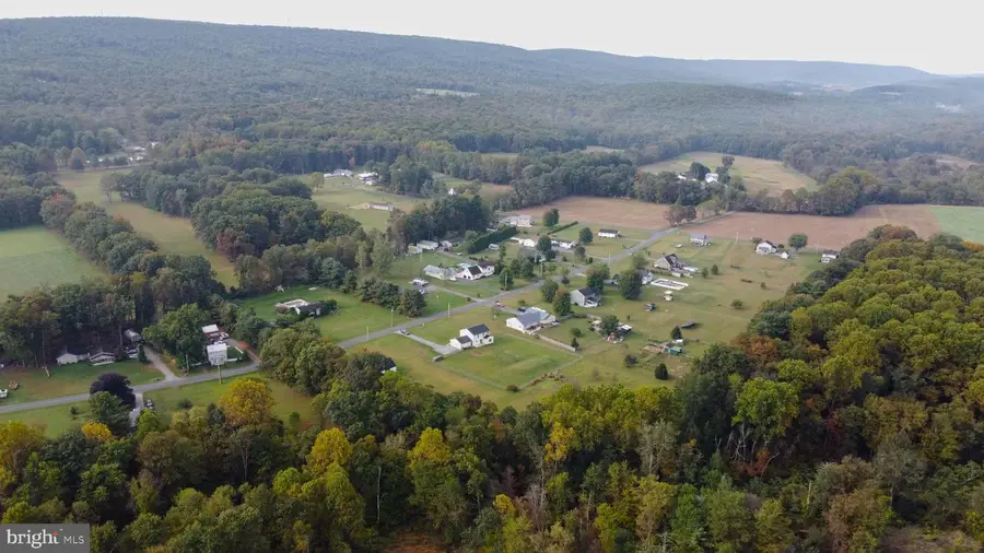 118 Natures Rd, Pine Grove, PA 17963 - Image #3